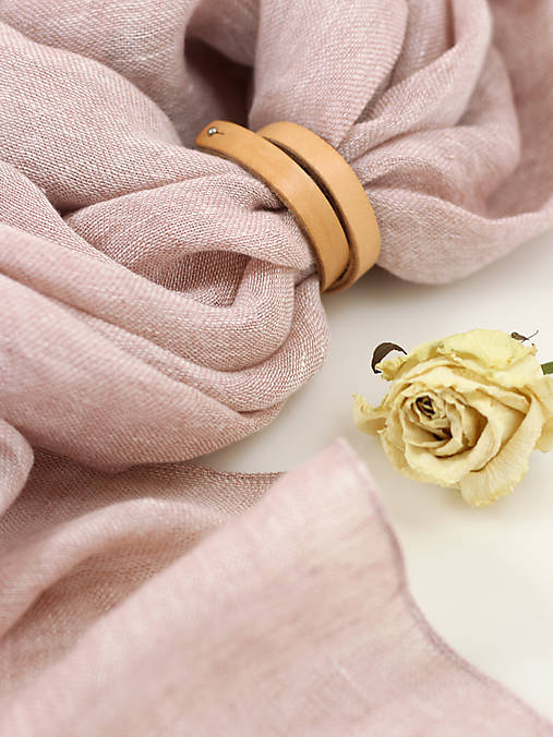 Dámska veľká ľanová šatka staroružovej farby – 100 % prírodný ľan v darčekovej krabičke