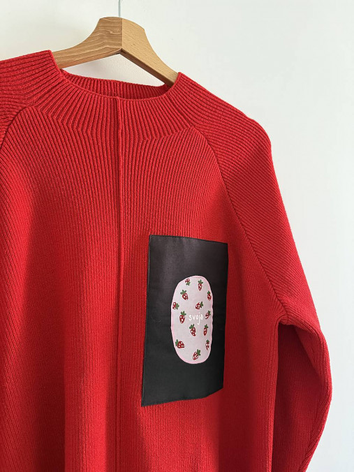 Upcyklovaný sveter SVOJA