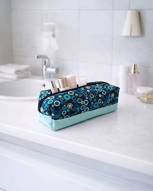 Taštičky - Taštička na perá alebo kozmetiku - 18226552_