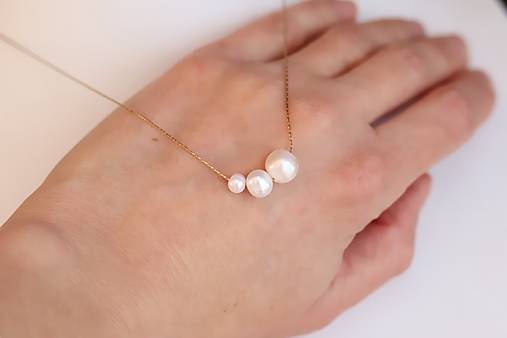 Perlový náhrdelník