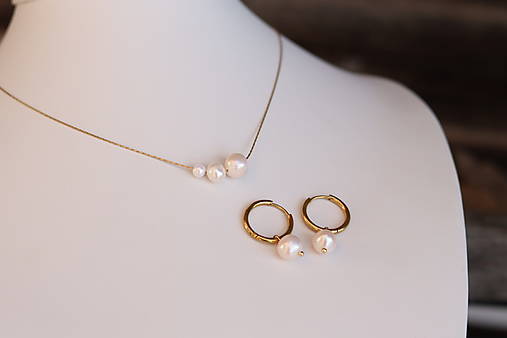 Perlový náhrdelník