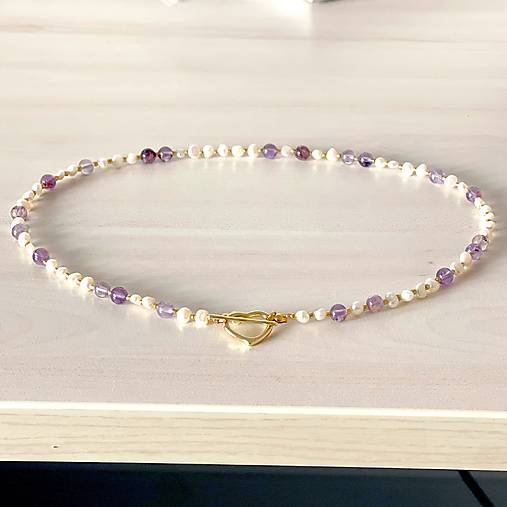 Luxury Pearl and Amethyst Necklace Stainless Steel / Náhrdelník ametyst, perly, oceľ E073