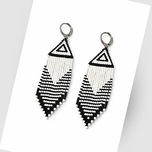 Náušnice bielo-čierne