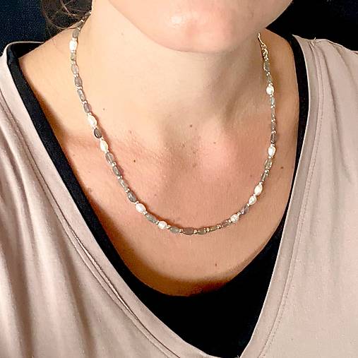 Luxury Pearl and Labradorite Necklace AG925 / Náhrdelník labradorit, perly, striebro AG925 E073