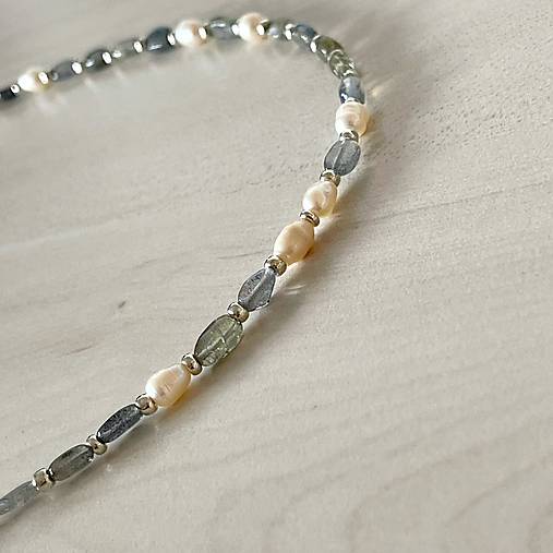 Luxury Pearl and Labradorite Necklace AG925 / Náhrdelník labradorit, perly, striebro AG925 E073
