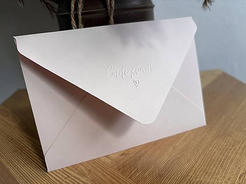 Matná obálka Nude (ružová) s embosovaním