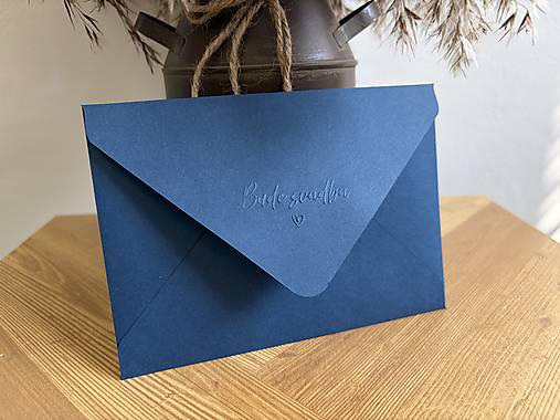 Matná obálka Blue s embosovaním
