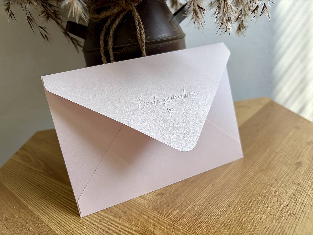 Metalická obálka Pink Quartz s embosovaním