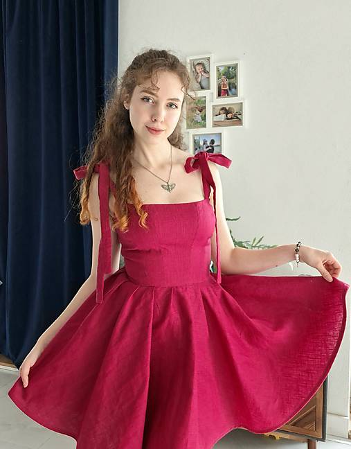 Ľanové šaty