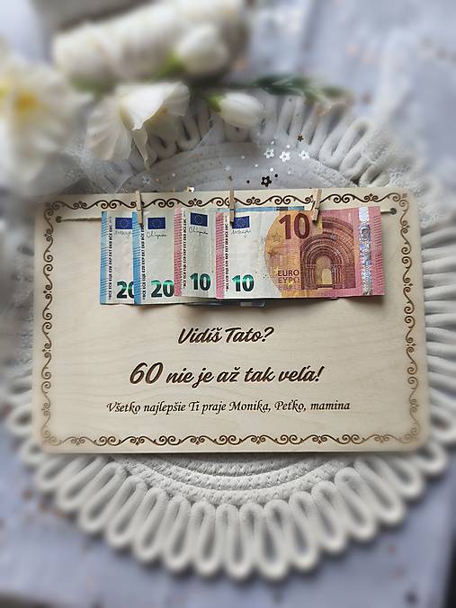 Dekorácie - Personalizovaný darček na 60-tku tabuľka  vidíš 60 nie je až tak veľa - 18233903_