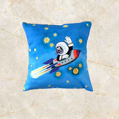 Detský textil - Vankúšik pod jedno uško – detský vankúšik do postieľky / kočíka – Krtko - 18233412_