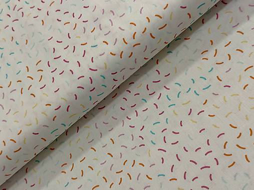 100% BAVLNA / FAREBNÉ ČIARKY