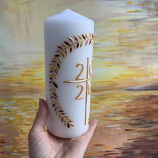 Maľovaný domáci paškál z bieleho vosku 2026 s venčekom (20 cm)