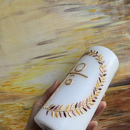 Maľovaný domáci paškál z bieleho vosku 2026 s venčekom (20 cm)