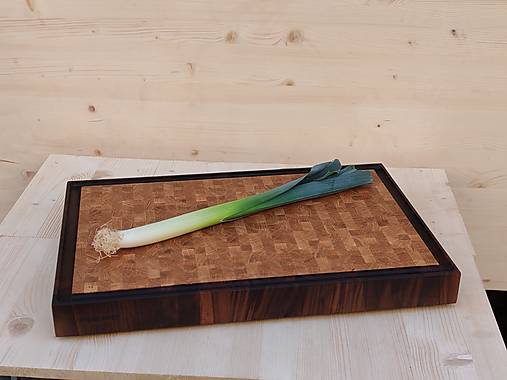 Príbory, varešky, pomôcky - Masívna doska na krájanie - 18234271_