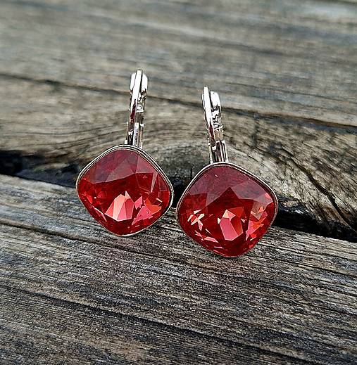 Náušnice - Zľava-Jahodové Swarovski náušnice Scarlet Square - 18237109_