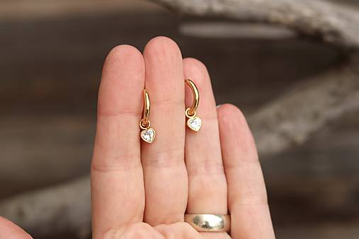 Náušnice kruhy so srdiečkom