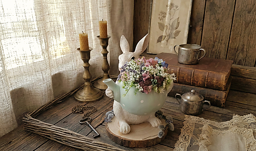 Dekorácie - ~ZAJKO s KVIETKAMI~ - 18236688_