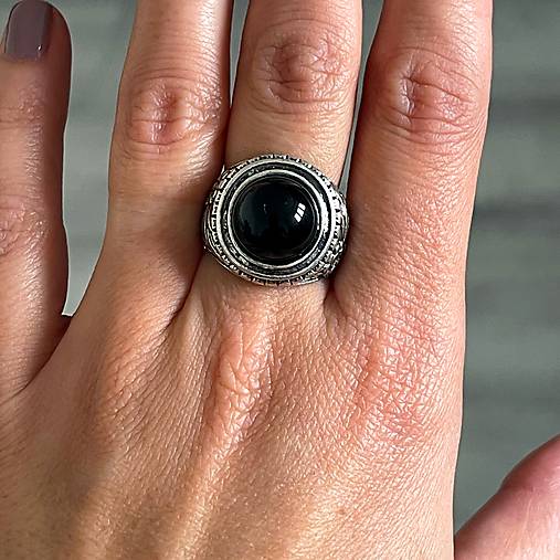 Black Tourmaline Antique Silver Ring  / Masívny prsteň s turmalínom E073