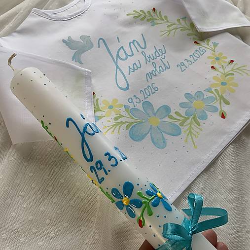 Krstná ručne maľovaná jarne ladená košieľka + svieca