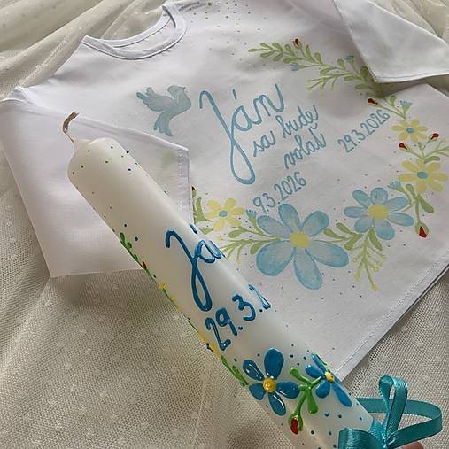 Krstná ručne maľovaná jarne ladená košieľka + svieca