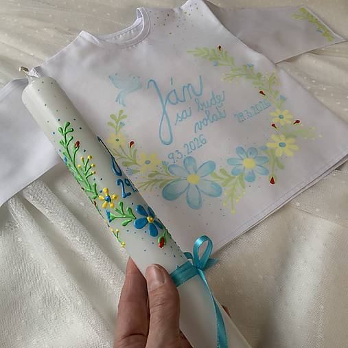 Krstná ručne maľovaná jarne ladená košieľka + svieca