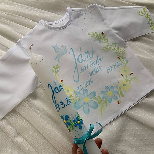 Krstná ručne maľovaná jarne ladená košieľka + svieca