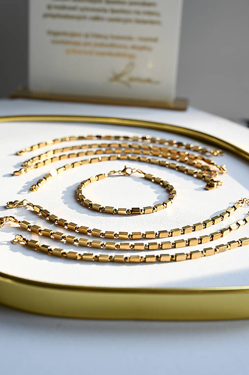 Náramok z hematitu Rytierske brnenie unisex