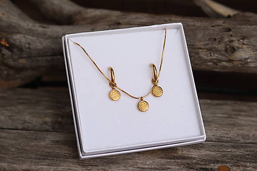 Súprava náhrdelník a náušnice s medailónom