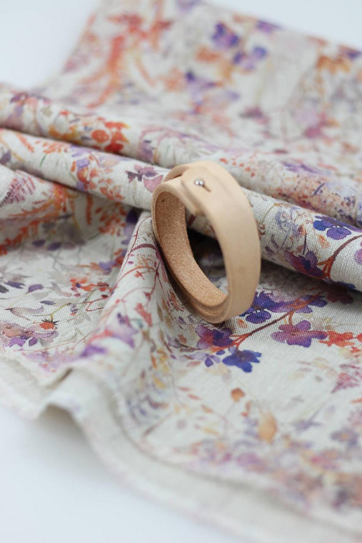 Prírodná ľanová dámska letná šatka "Wisteria"