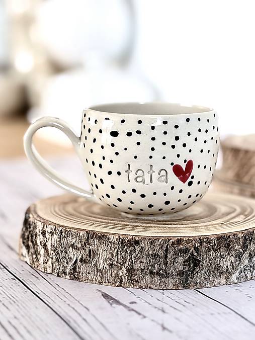 Čierne Bodky- šálka lungo tata (150ml,  s uškom)