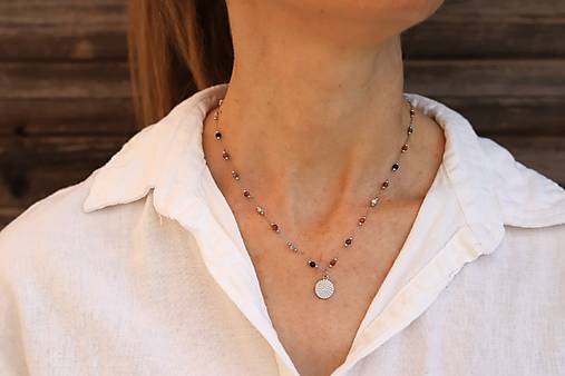 Náhrdelník mix s medailónom