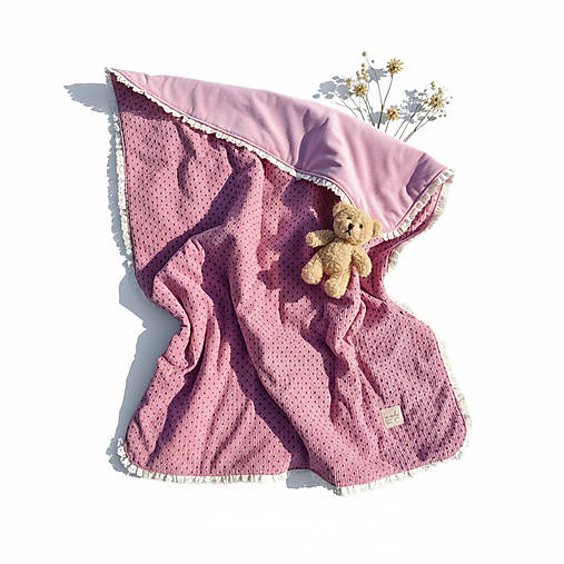 Elegantná detská deka s čipkou – kord & zamat