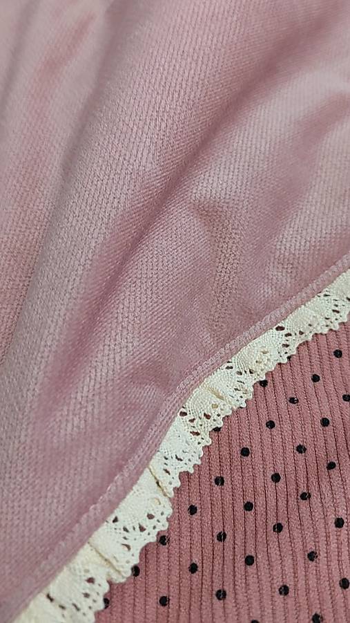 Elegantná detská deka s čipkou – kord & zamat