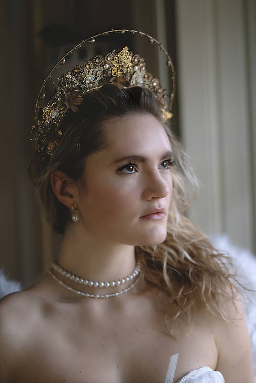 Halo glam korunka "bohyňa”