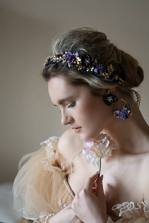 Kvetinové glam náušnice "šťavnatá chuť noci”