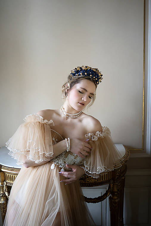 Kvetinová glam korunka "kráľovná dlhej noci”