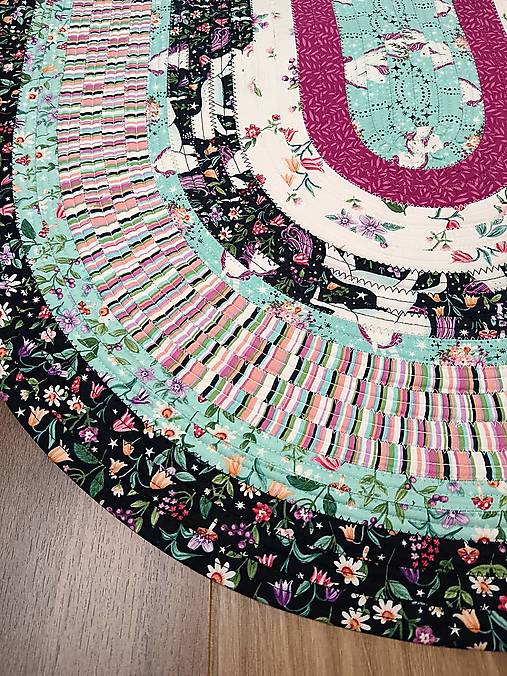 Detský koberec Jednorožec – ručne šitý bavlnený koberec, prateľný Jelly Roll koberec do detskej izby