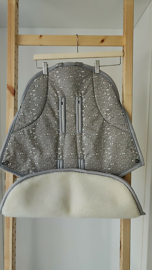 Detský textil - VLNIENKA Vložka do športovej sedačky STOKKE 100% ovčie rúno MERINO TOP SUPER WASH Natural zvieratká šedé - 18245942_