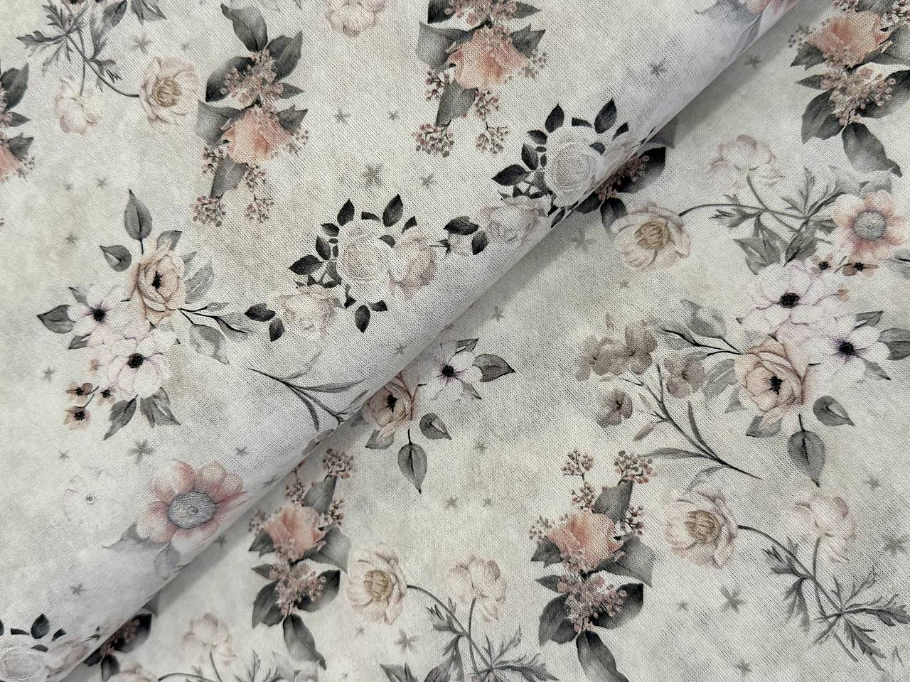 100% BAVLNA / STARÝ VZHLAD / KVETINY