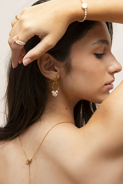 Náušnice s asymetriou, ktorá očarí – Kolekcia Peach Glow