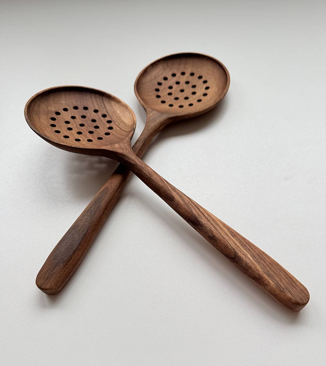 Naberačkové cedítko (orech) - „WaldSiebWerk“