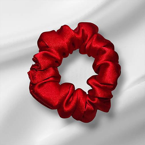 Hodvábna gumička SilkByAG – jemnosť pre malé slečny