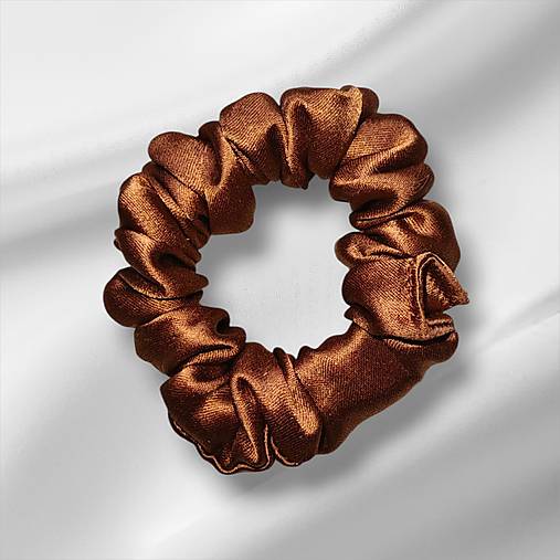 Hodvábna gumička SilkByAG – jemnosť pre malé slečny