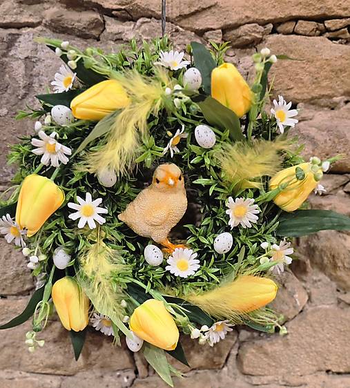 Dekorácie - veľkonočný veniec kuriatko - 18254802_