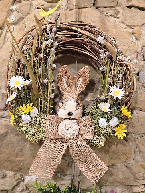 Dekorácie - veľkonočný veniec zajac prírodný - 18254813_