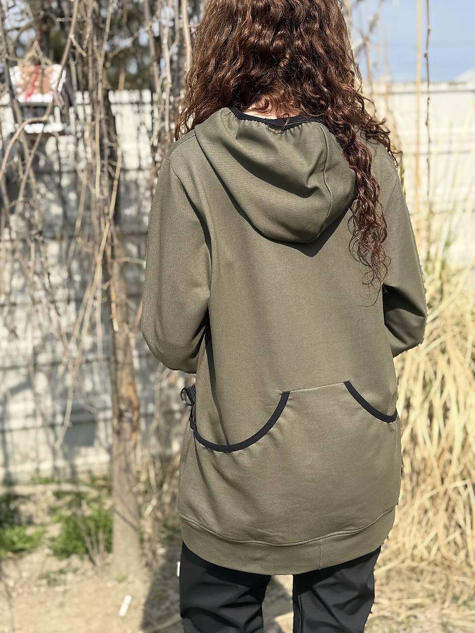 Výcviková mikina oliva