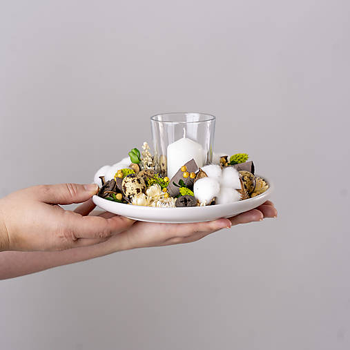 veľkonočný svietnik zo sušených kvetov na stôl