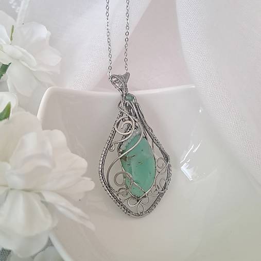 Náhrdelník chryzopras svetlý