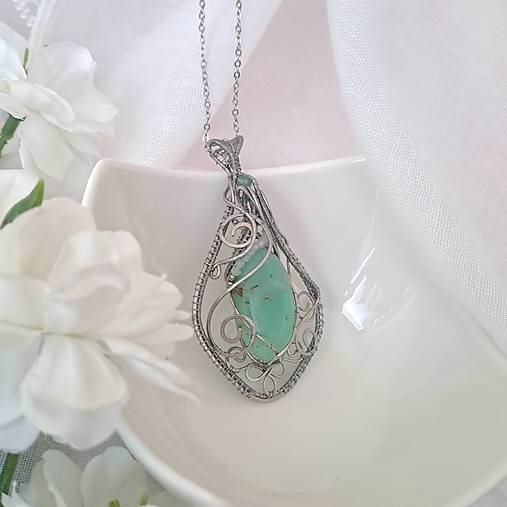 Náhrdelník chryzopras svetlý